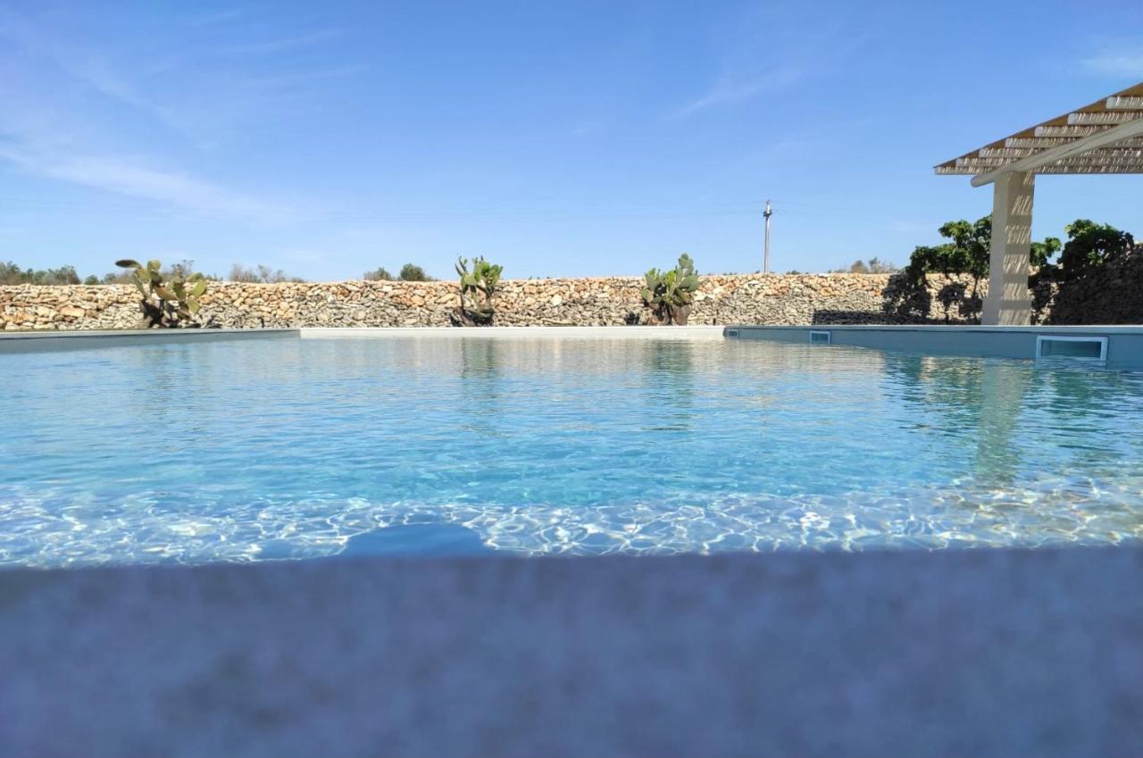 Masseria Berzario เมเลนดูญโญ ภายนอก รูปภาพ
