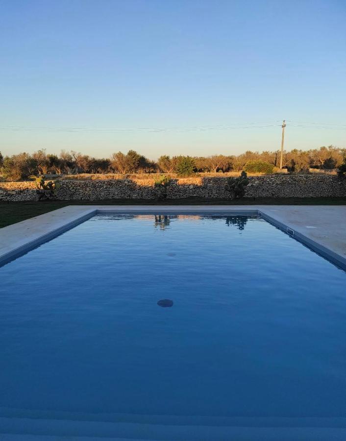 Masseria Berzario เมเลนดูญโญ ภายนอก รูปภาพ