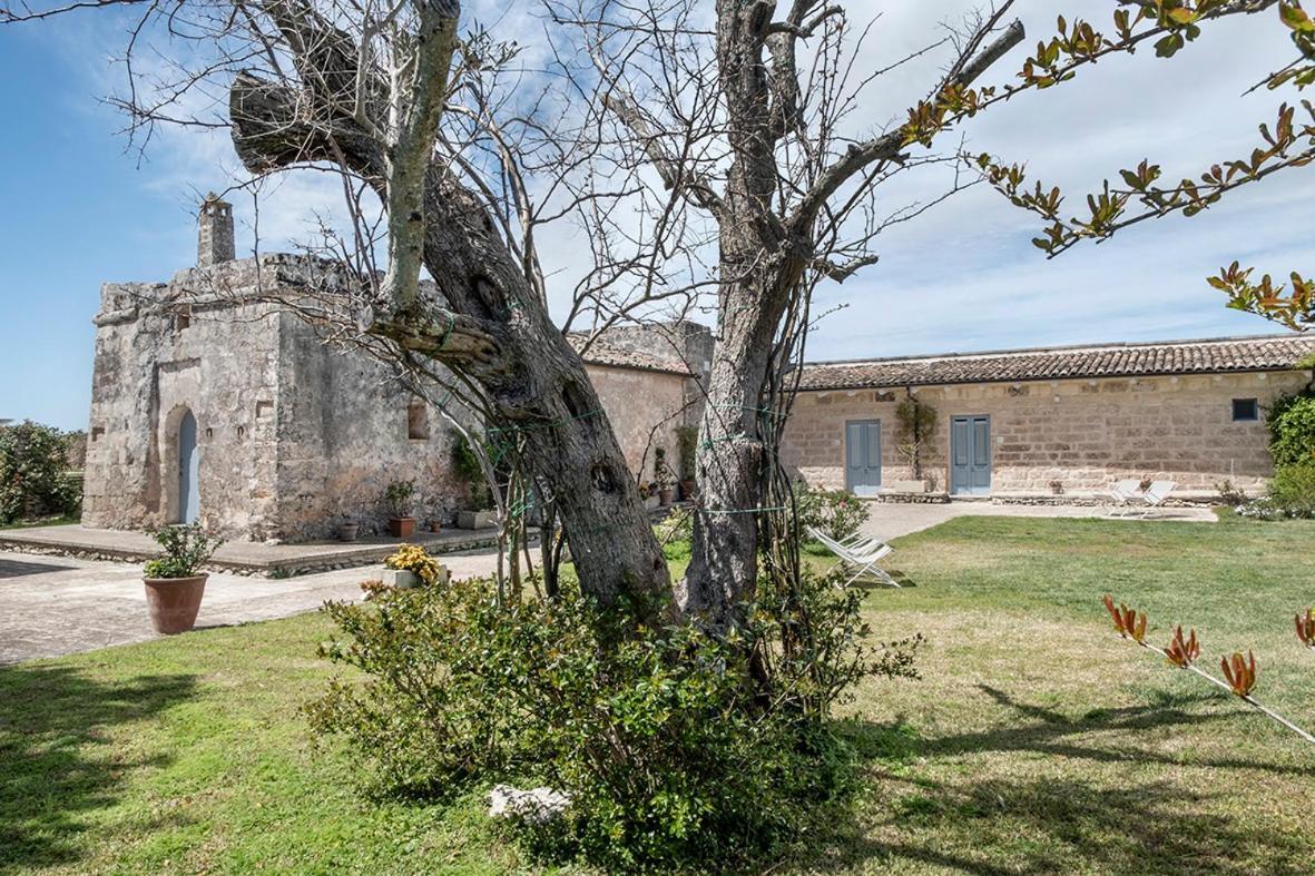 Masseria Berzario เมเลนดูญโญ ภายนอก รูปภาพ