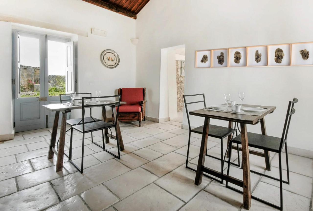 Masseria Berzario เมเลนดูญโญ ภายนอก รูปภาพ